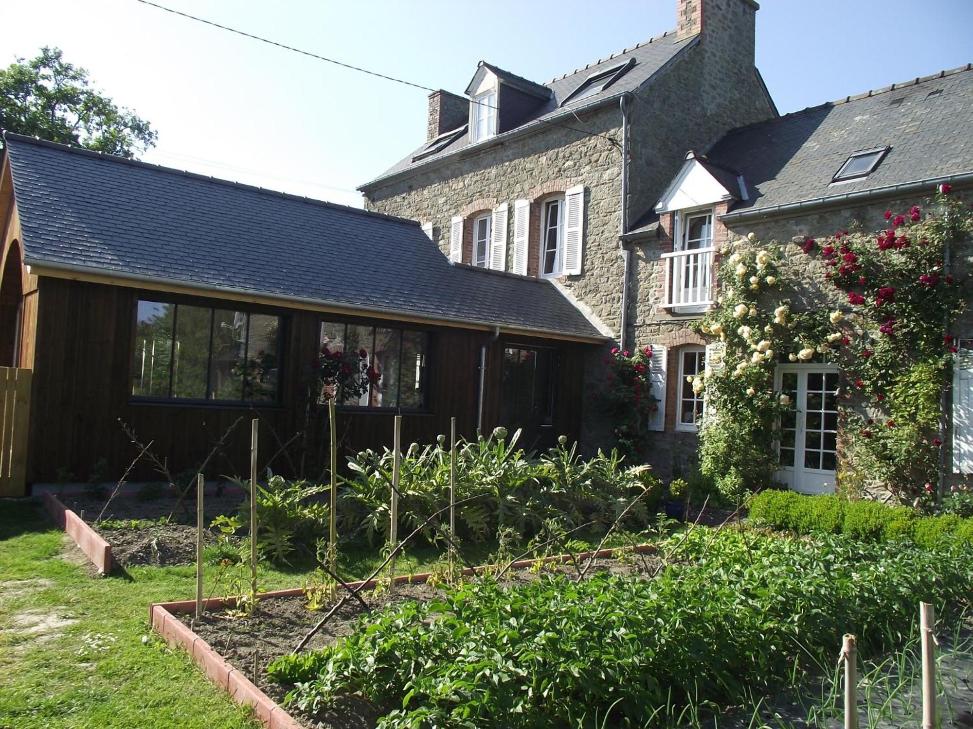 Chambres d'hôtes Le Clos d'Enhaut Dinard Exterior foto