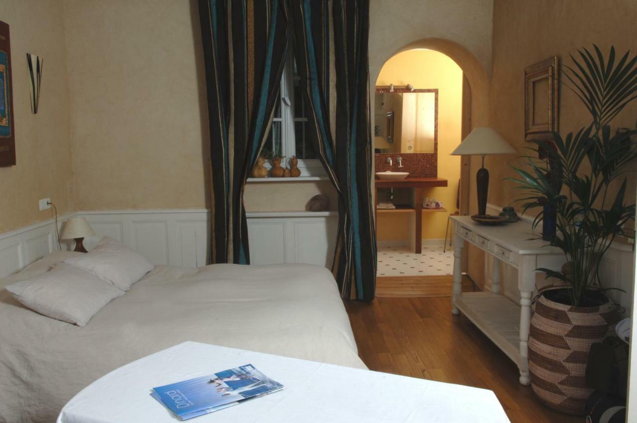 Chambres d'hôtes Le Clos d'Enhaut Dinard Exterior foto